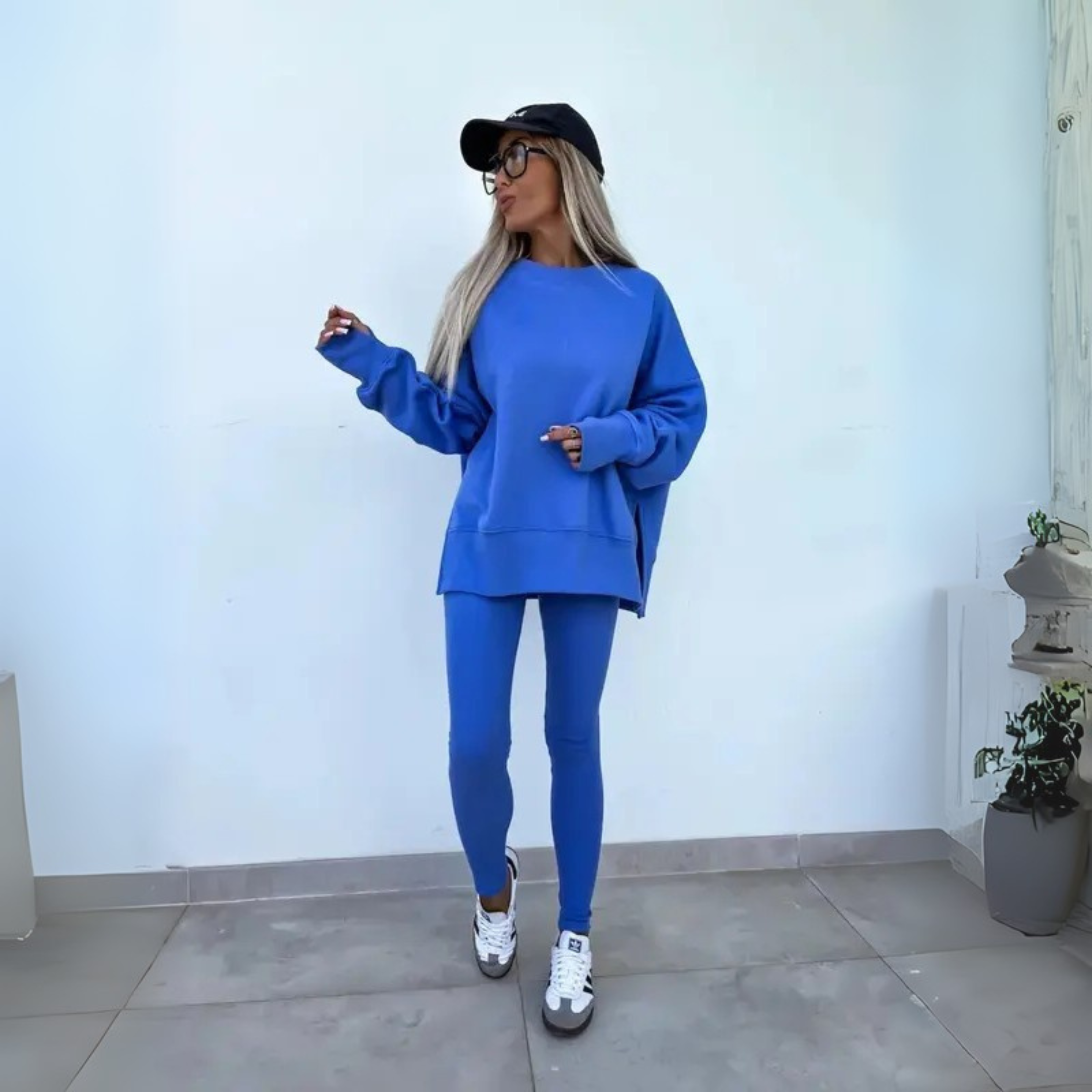 ELARA – RELAXTE SWEATSHIRT & LEGGINGS SET