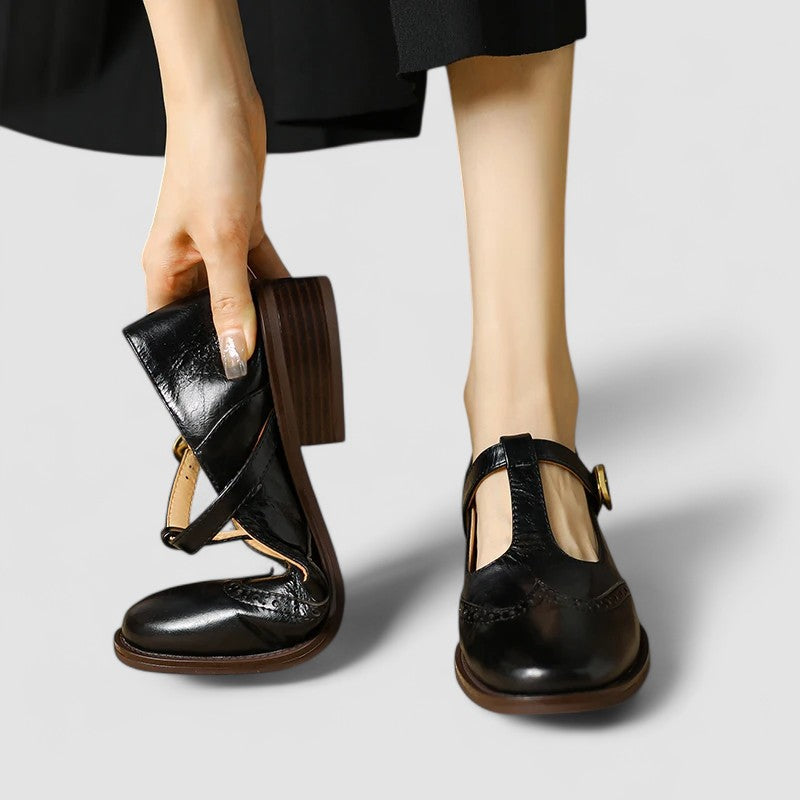 NICOLE – VINTAGE T-STRAP LEDEREN SCHOENEN
