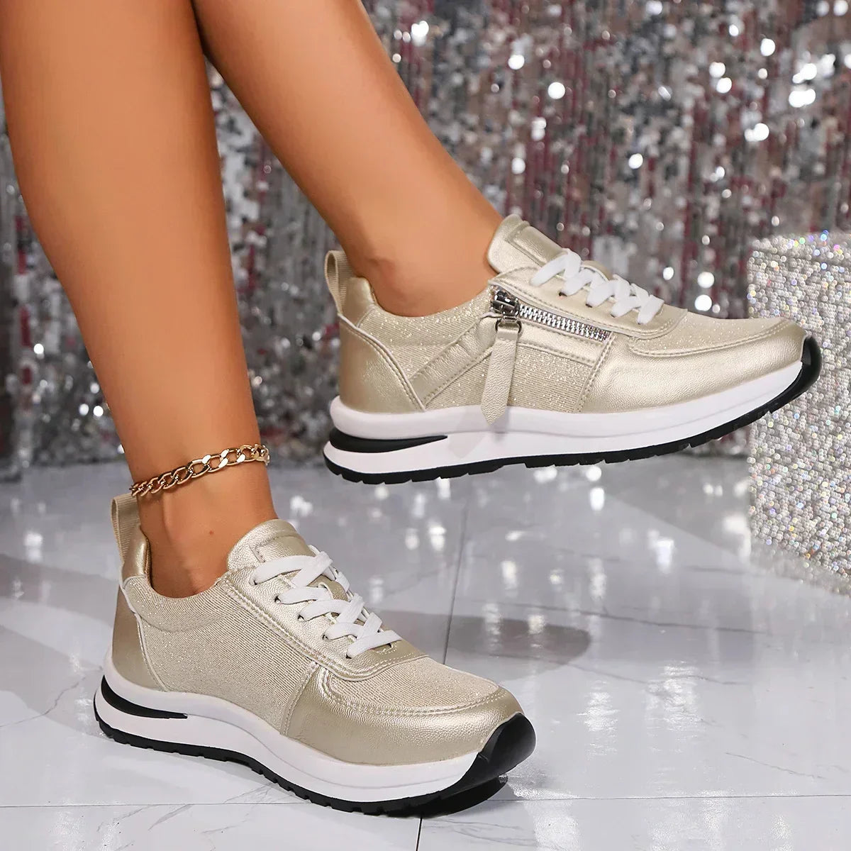 RILEY – GLANZEND COMFORT SNEAKER