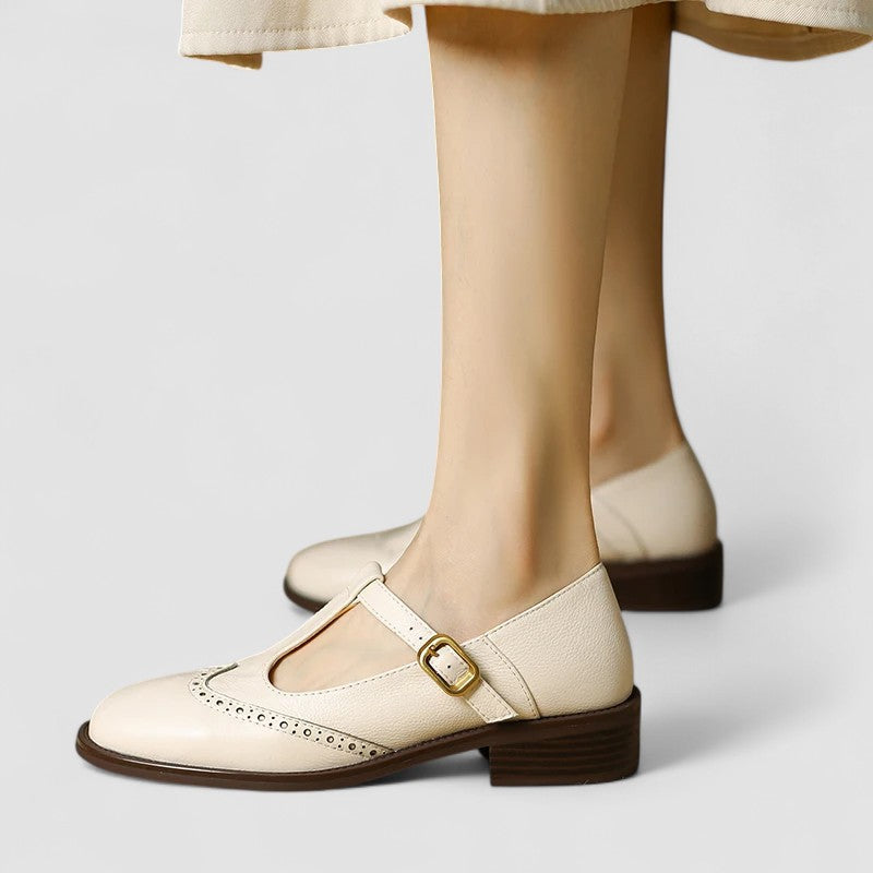 NICOLE – VINTAGE T-STRAP LEDEREN SCHOENEN