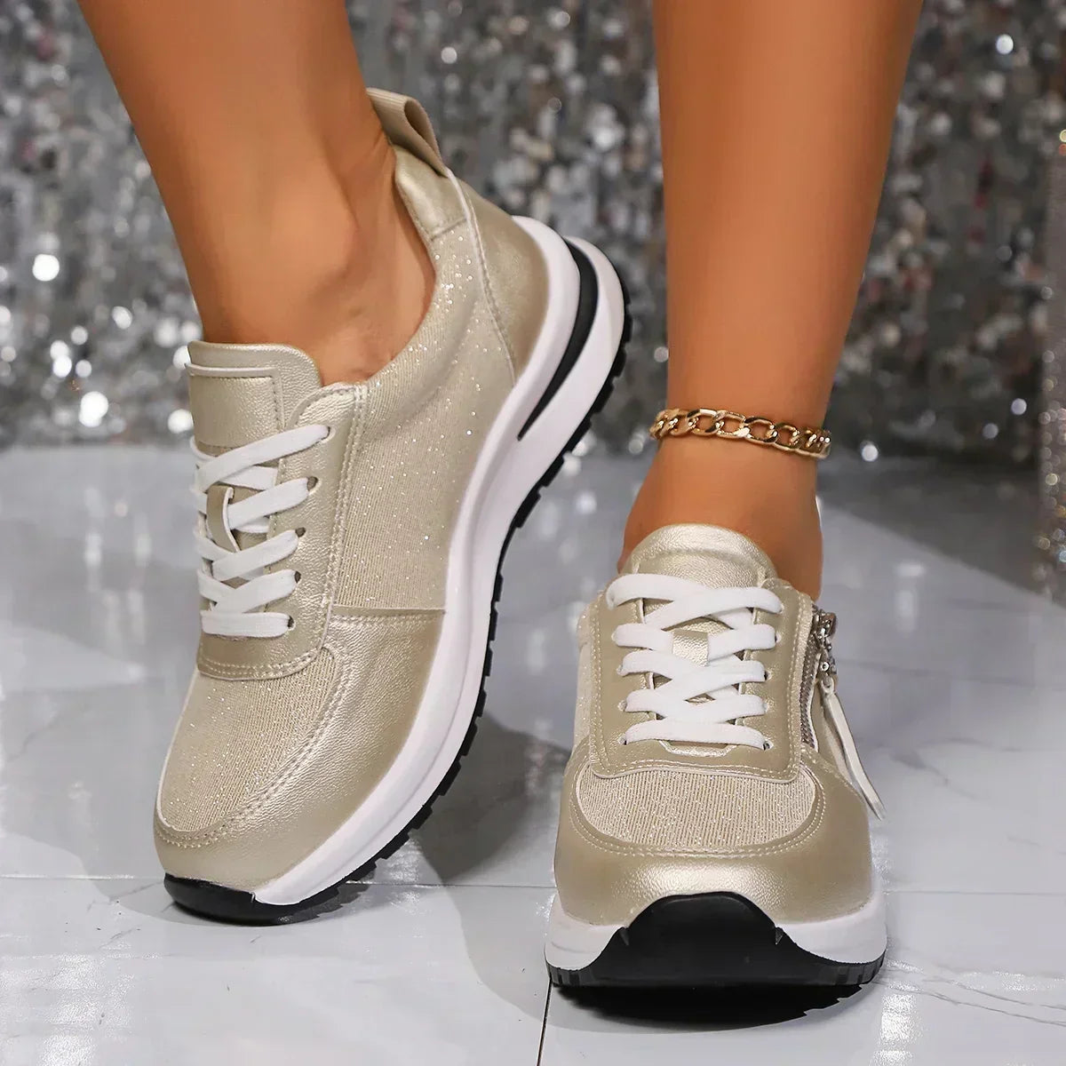 RILEY – GLANZEND COMFORT SNEAKER