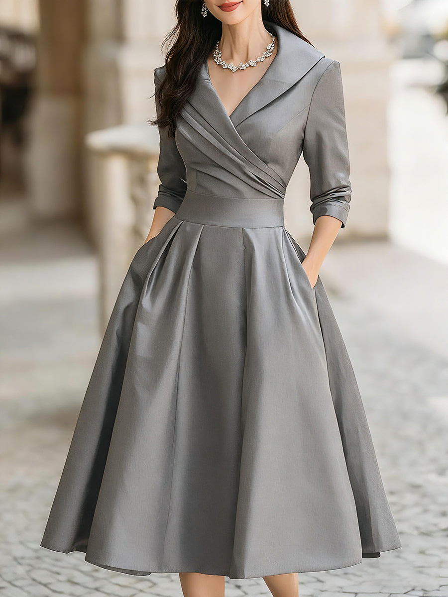 CELINE – ELEGANT MIDILIJN JURK IN WRAP-STIJL