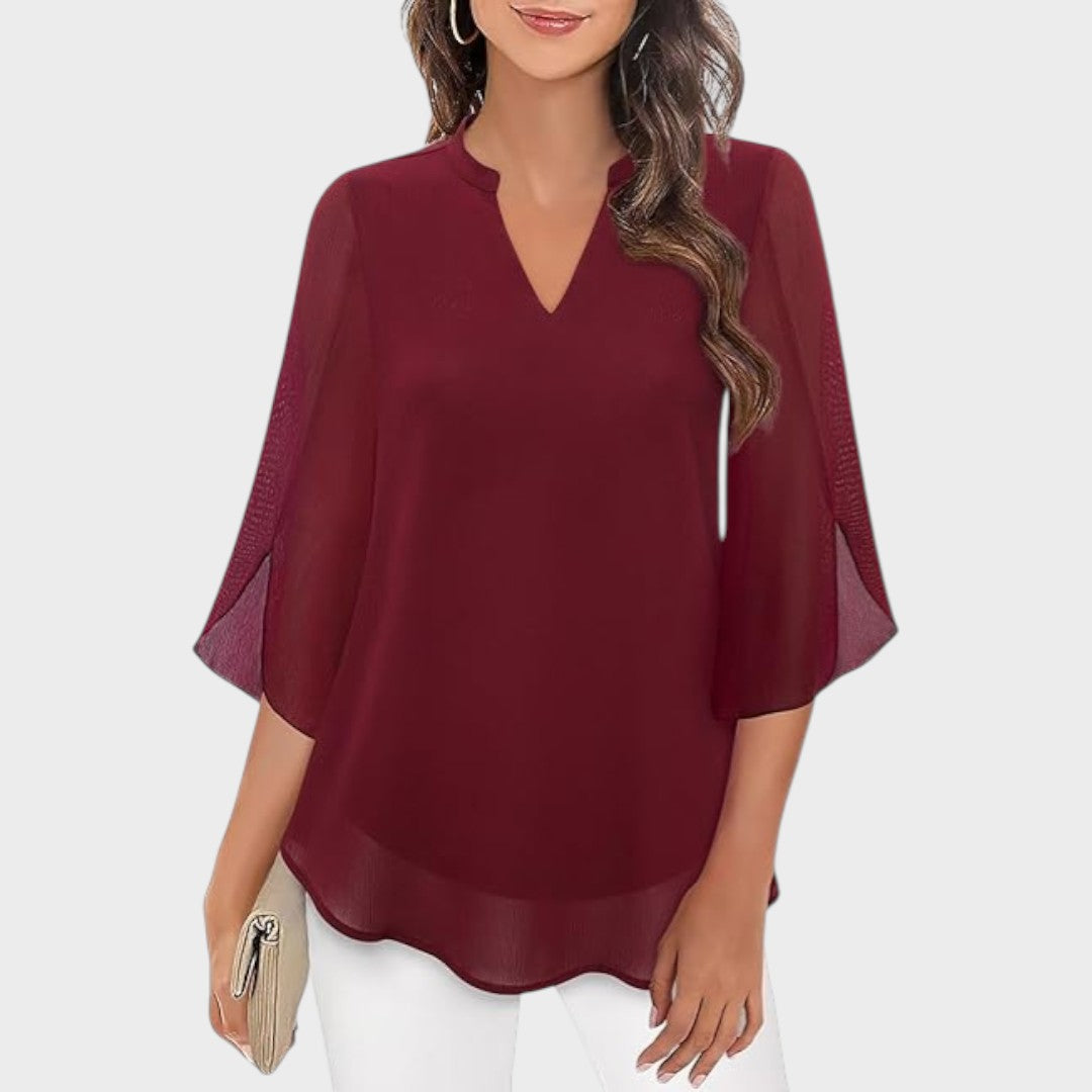 ELENA – ELEGANTE BLOUSE MET V-HALS EN LUCHTIGE UITSTRALING