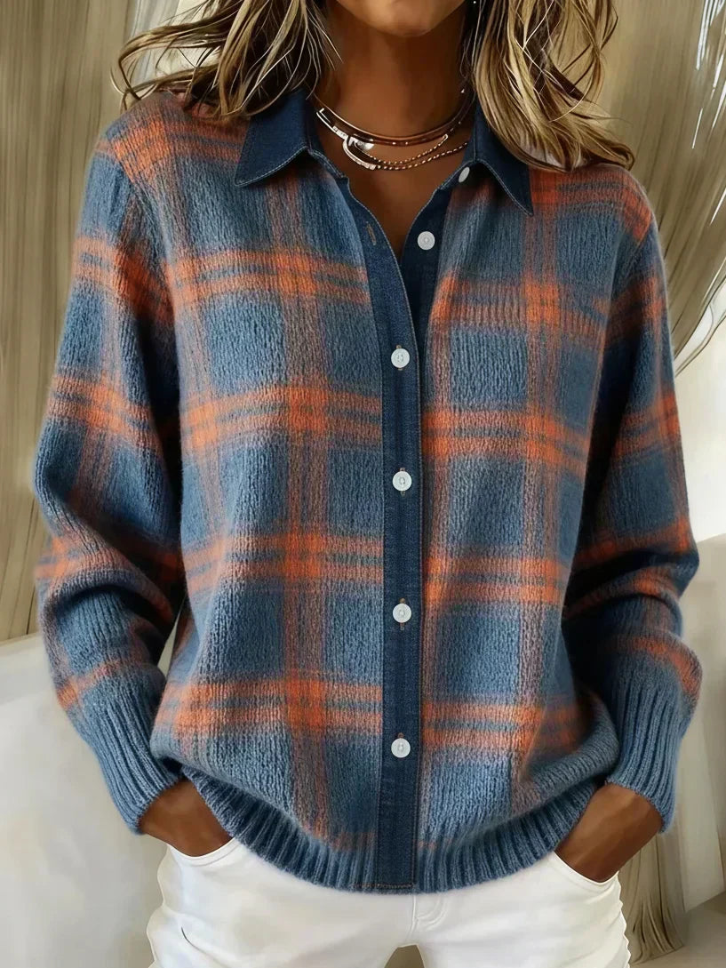 LILLIAN – ZACHT GERUIT KNITTEN SHIRT MET KNOPEN